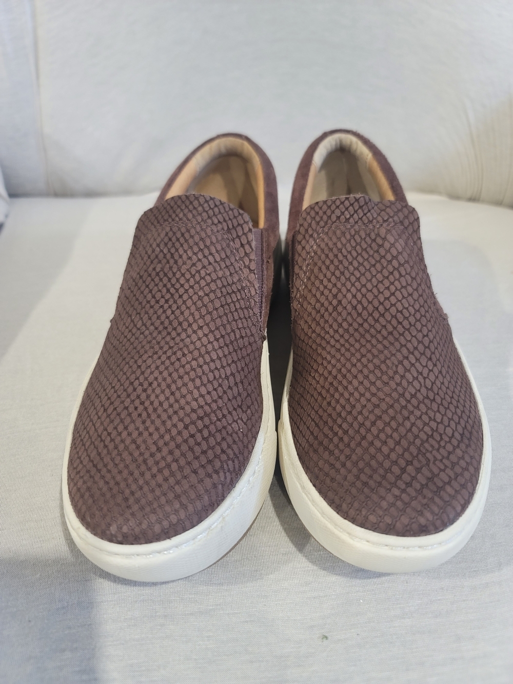 Söfft Brown Snakeskin Slip-On Sneakers Size 7.5M EUC - Picture 2 of 9